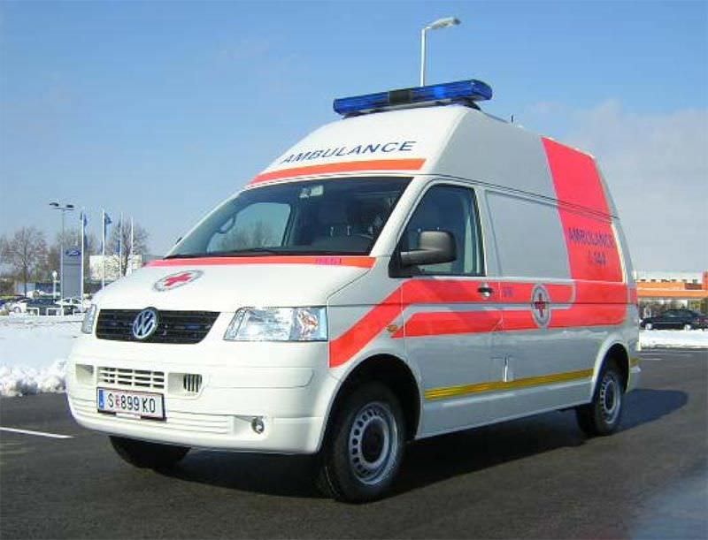 Emergency medical ambulance / van VW T5 HD Dlouhy , Fahrzeugbau