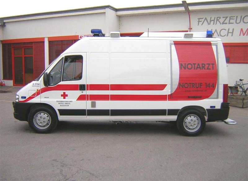 Intensive care medical ambulance / van Peugeot Boxer Dlouhy , Fahrzeugbau