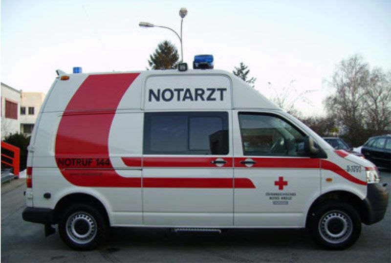 Intensive care medical ambulance / van VW T5 Dlouhy , Fahrzeugbau