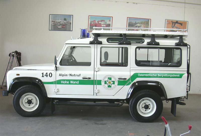 4x4 medical ambulance / off-road Landrover Dlouhy , Fahrzeugbau