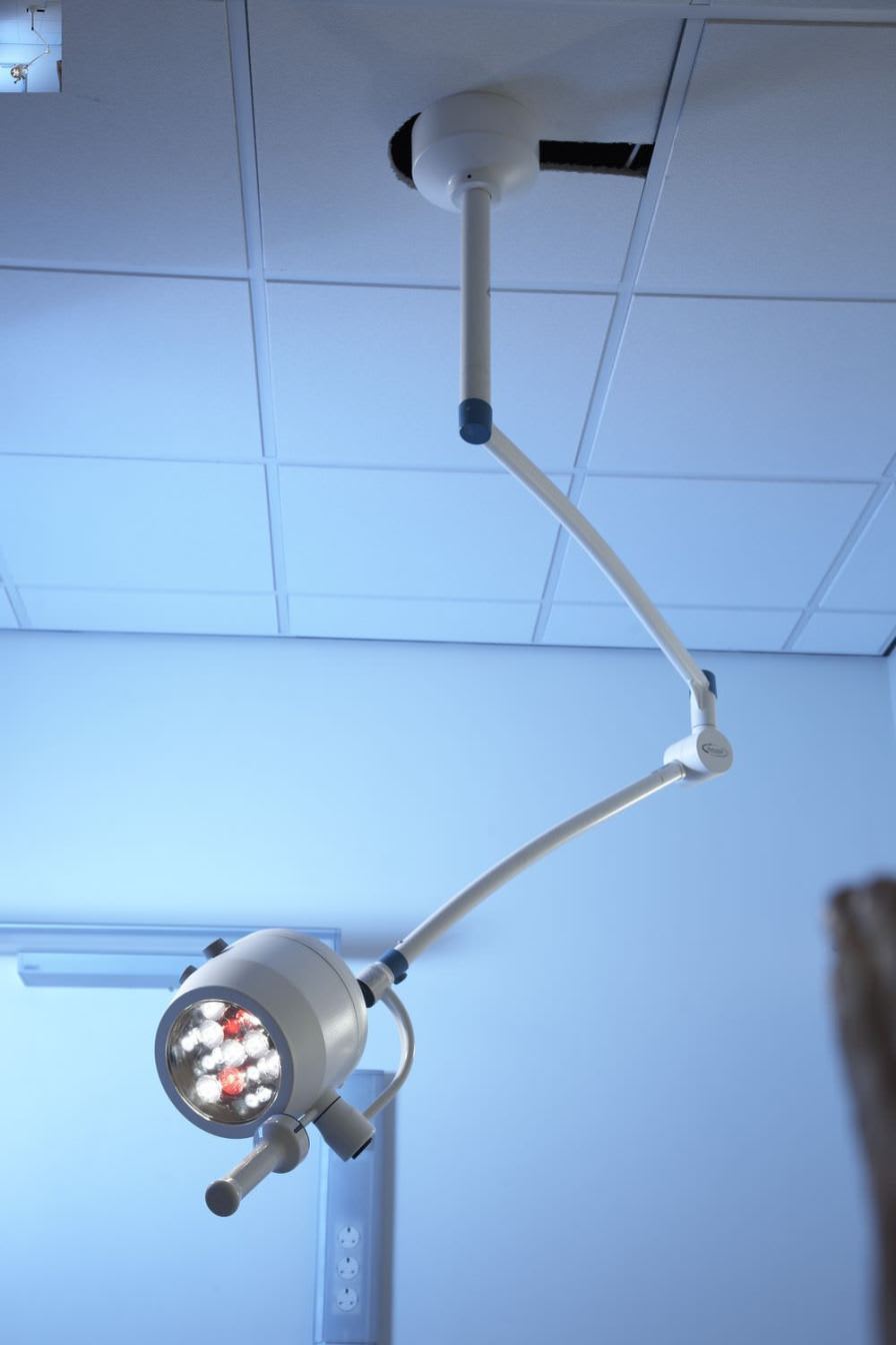 LED minor surgery light 50 000 lux @ 1.0 m | Astralite HD-LED® Brandon Medical Company