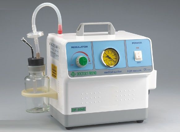 Electric surgical suction pump / handheld DF-506E Doctor's Friend
