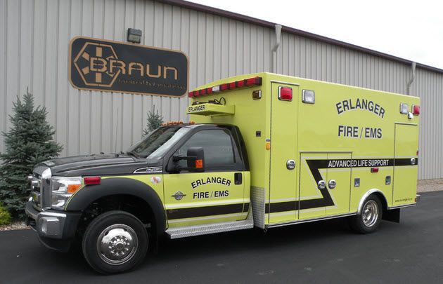 Emergency medical ambulance / box Chief XL Braun Industries, Inc.
