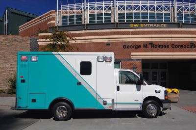 Emergency medical ambulance / type III / box GM 3500 148" TraumaHawk American Emergency Vehicles