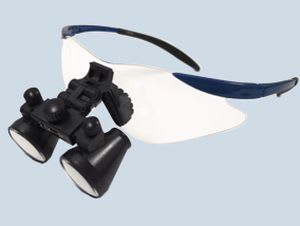 Magnifying loupe with frames iZoom Sports 2.0 ? 2.3 DentLight, Inc.
