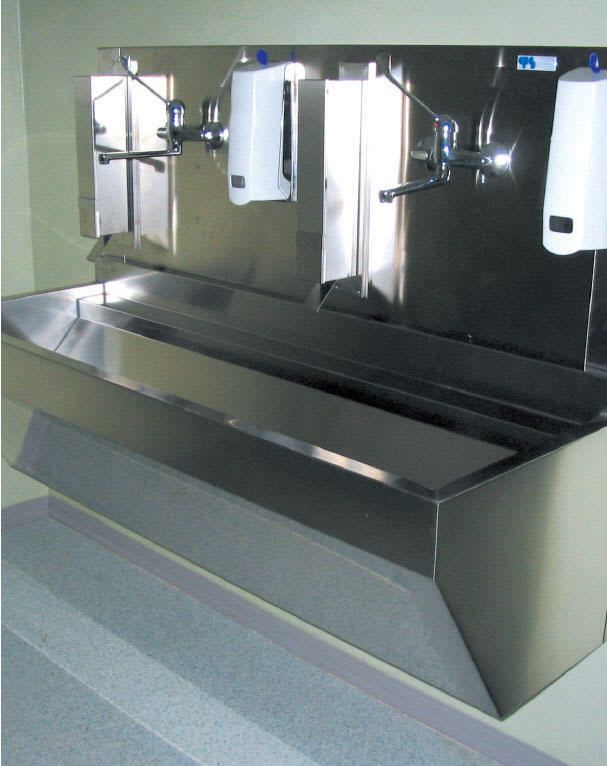 Stainless steel surgical sink / 2-station LAV 1/2/3/4/5 Centro Forniture Sanitarie