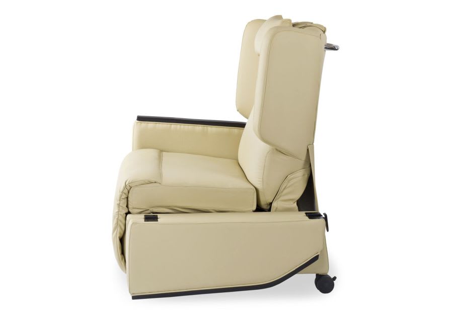 Medical sleeper chair / on casters / reclining / manual Kellan Cabot Wrenn Care