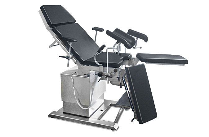 Gynecological operating table / electrical Boom1 A.A.MEDICAL